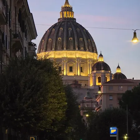 Vatican View 4*